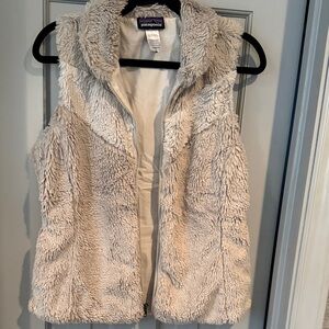 Patagonia Women's Off-White Fleece Vest